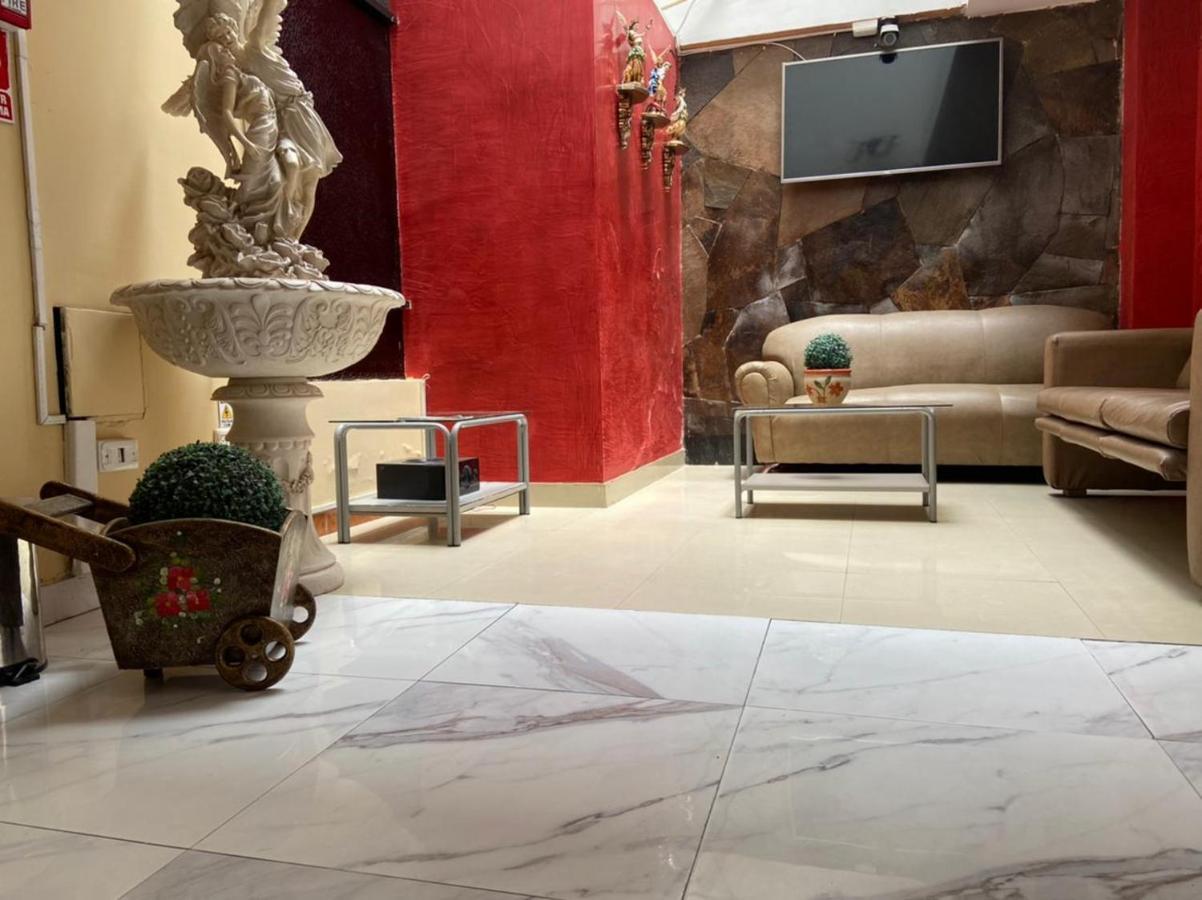 Hotel Saint Thomas Кито Экстерьер фото