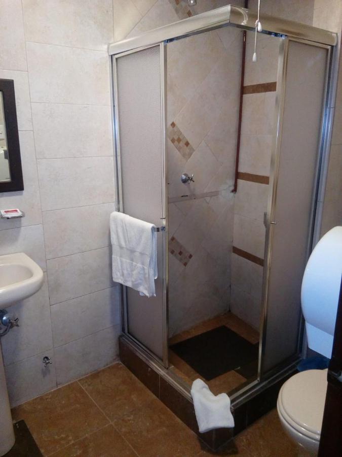 Hotel Saint Thomas Кито Экстерьер фото